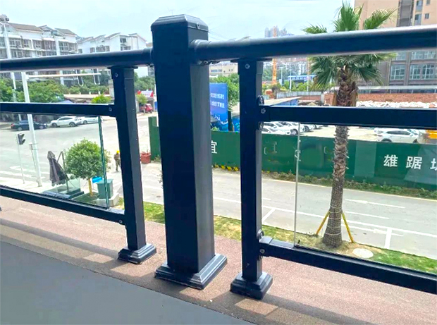 四川江油天賦樂宜鋅鋼欄桿項(xiàng)目 四川江油天賦樂宜鋅鋼欄桿項(xiàng)目