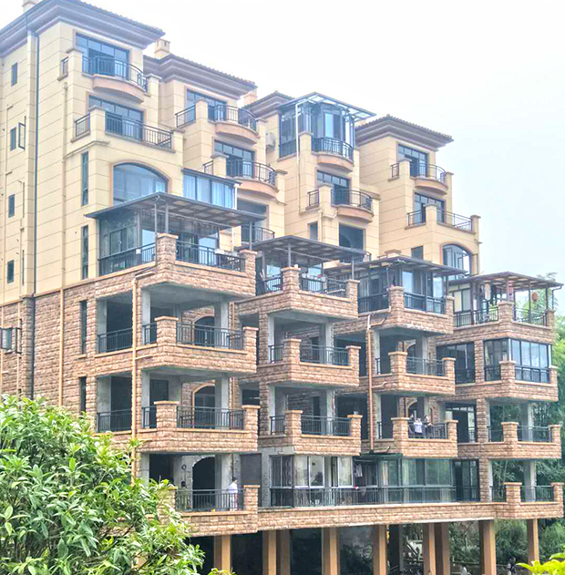 重慶江津桃都養生谷<a href=http://www.tf8013.cn/ target=_blank class=infotextkey>陽臺欄桿</a>項目